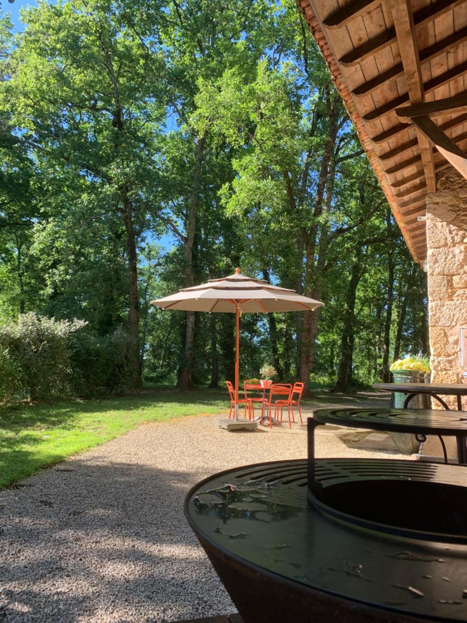 Villa Le Buscagneau à Béraut Extérieur photo